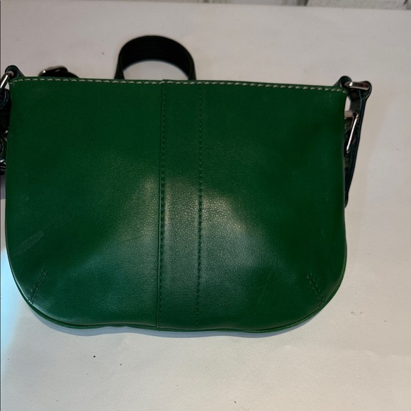 Coach Legacy Crossbody Jade Green Glove Hand Leather EUC - Picture 8 of 9